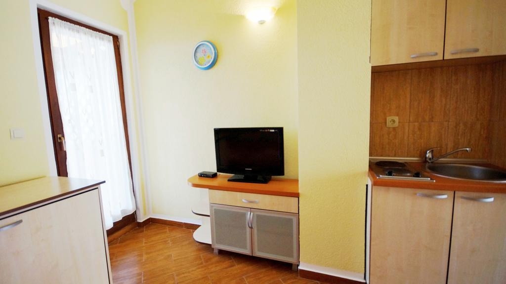 Apartmani Zona 斯韦蒂·斯特凡 外观 照片